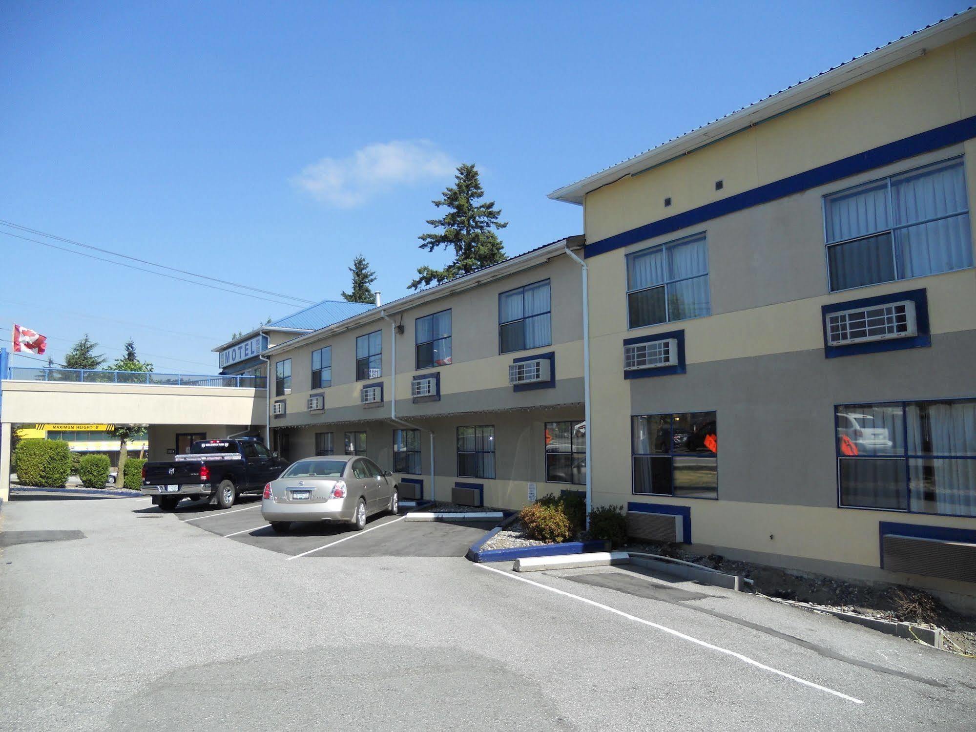 Happy Day Inn Burnaby Exteriör bild